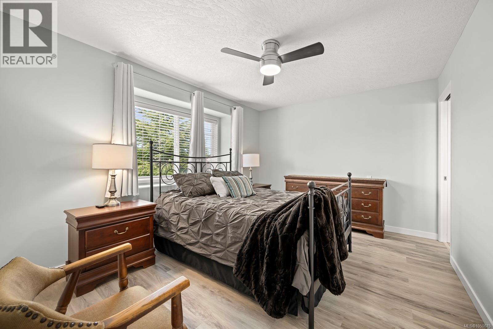 948 Brooks Pl - Image 17
