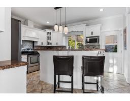 3382 Applewood Drive, Abbotsford, BC V3G3E1 Photo 10