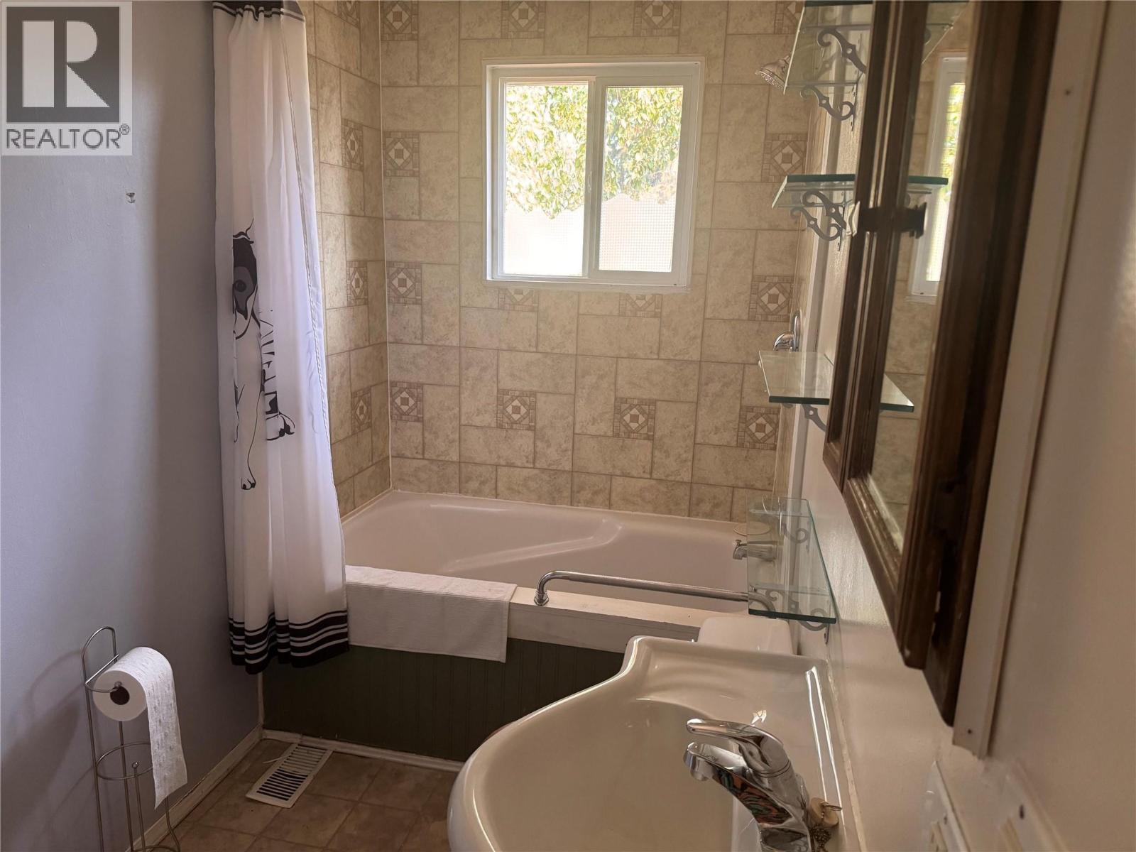 903 Ryter Road W - Image 24