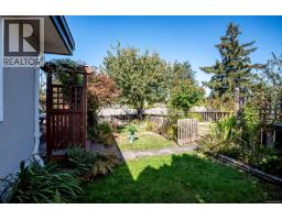 13 3060 Harriet Rd, Saanich, BC V9A1T5 Photo 35