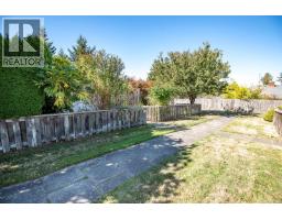 13 3060 Harriet Rd, Saanich, BC V9A1T5 Photo 42