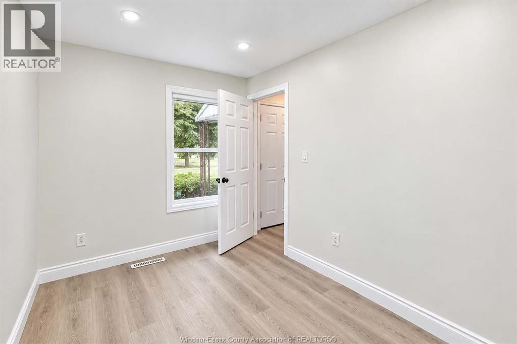 3272 EDISON STREET, Windsor — photo 5