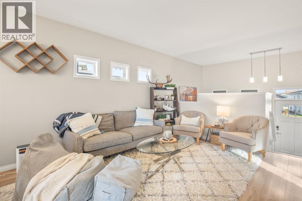 Listing photo – 234 LIVINGSTON Close, Red Deer