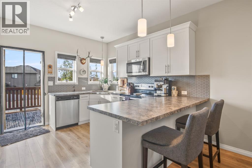 Listing photo – 234 LIVINGSTON Close, Red Deer