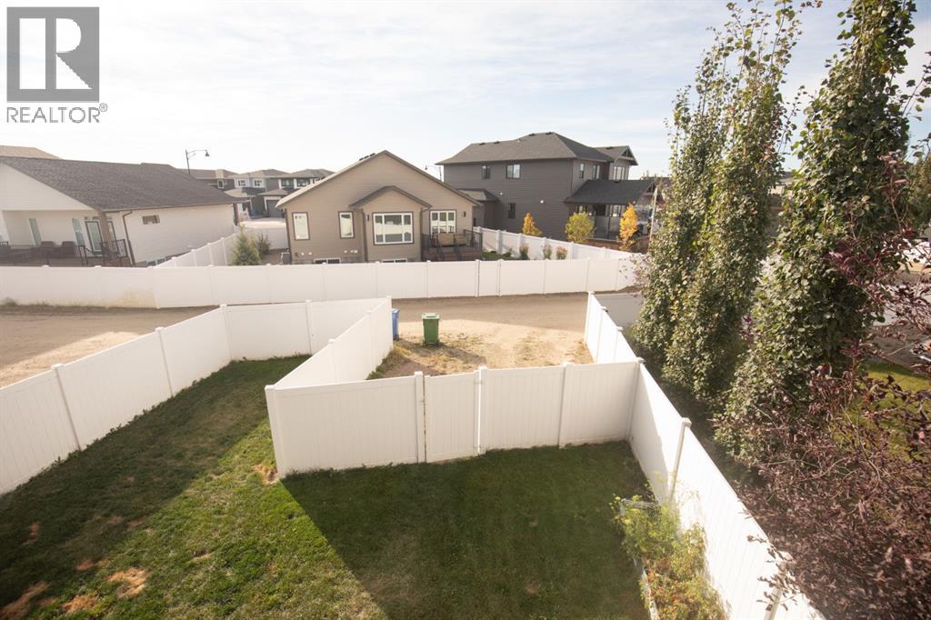 Listing photo – 234 LIVINGSTON Close, Red Deer