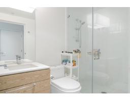 1802 13438 Central Avenue, Surrey, BC V3T0N2 Photo 18