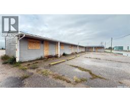 905 4th Street, Estevan, SK S4A0W2 Photo 14