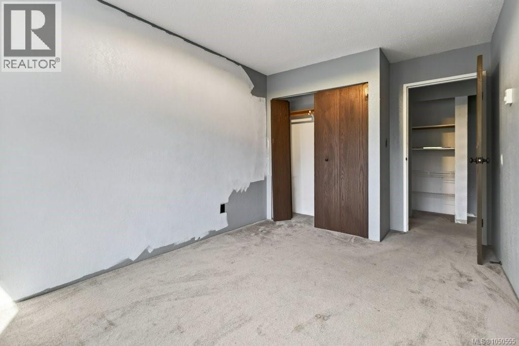 #212 1015 Cumberland Rd - 23