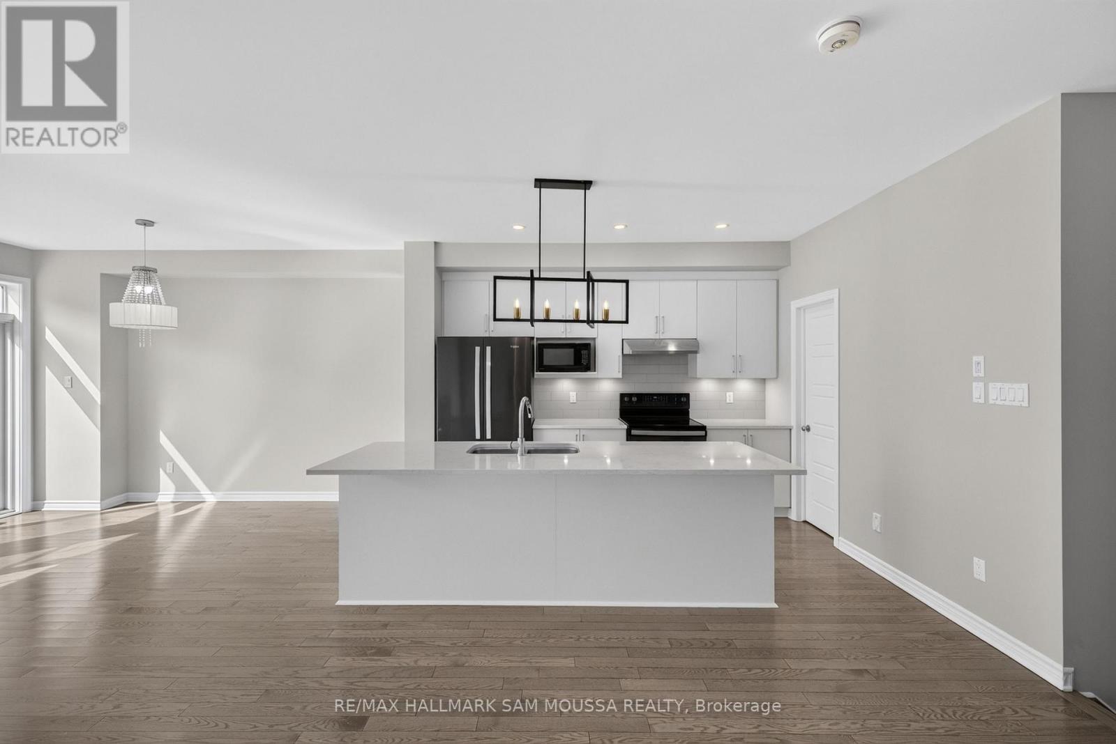 136 LAVATERA STREET - Image 19