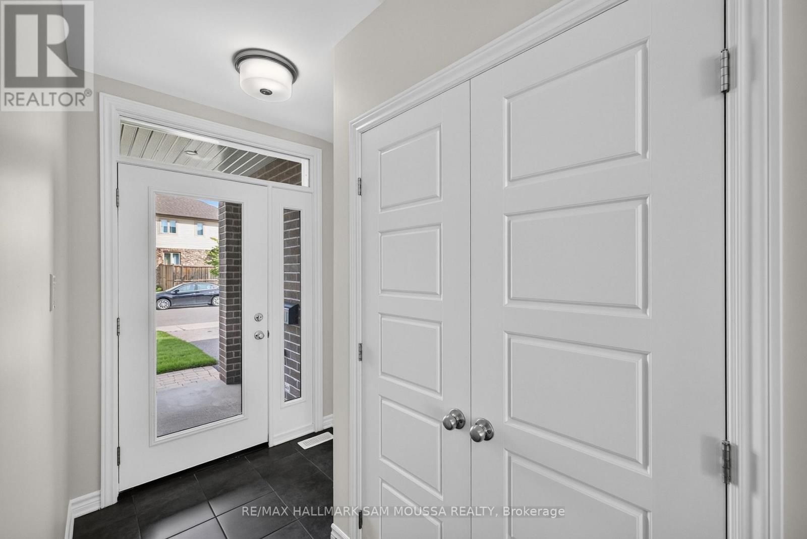 136 LAVATERA STREET - 3