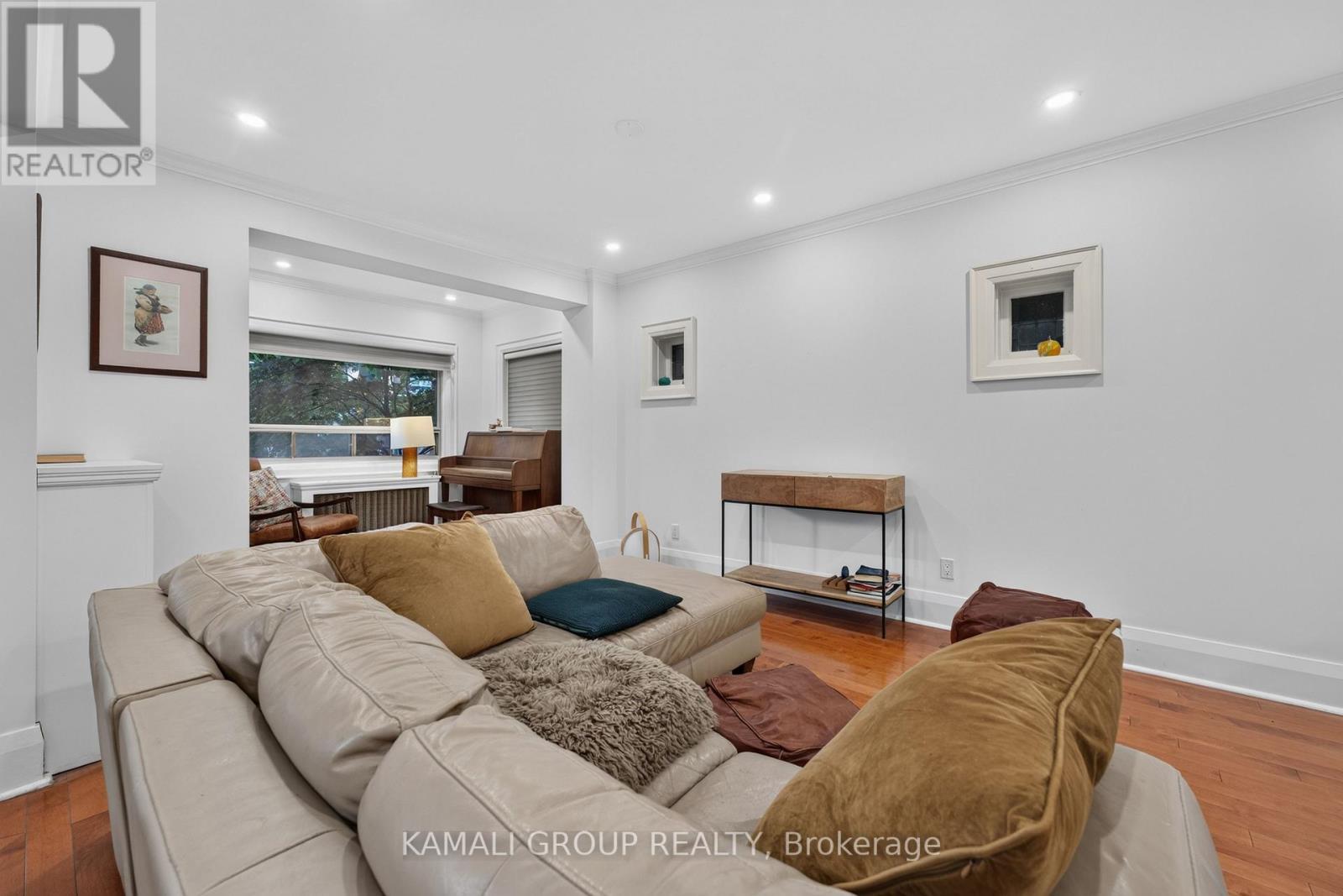 19 BELLE AYRE BOULEVARD, Toronto (Mount Pleasant East) — photo 4