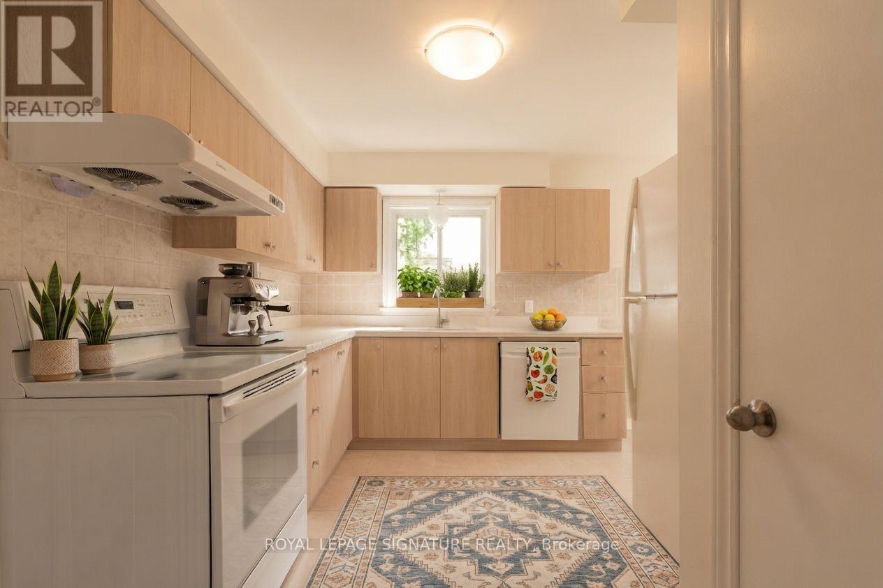 MAIN - 91 BISHOP AVENUE, Toronto (Newtonbrook East) — photo 10