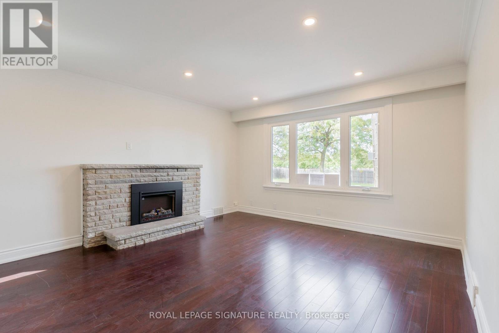 MAIN - 91 BISHOP AVENUE, Toronto (Newtonbrook East) — photo 4
