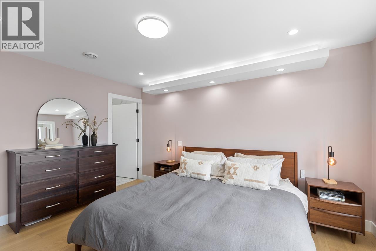 5867 BATTISON STREET, Vancouver