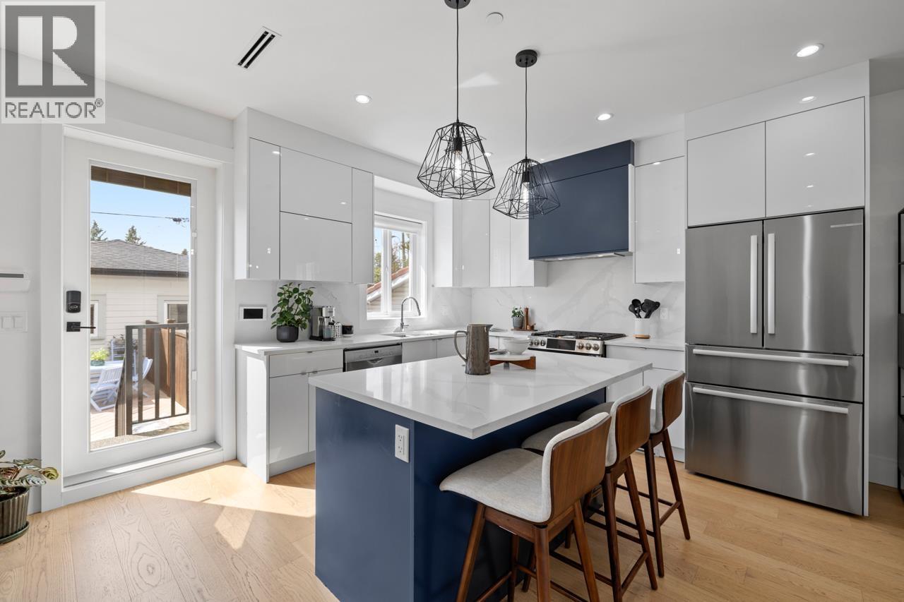 5867 BATTISON STREET, Vancouver