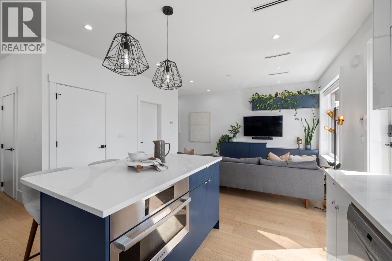 5867 BATTISON STREET, Vancouver