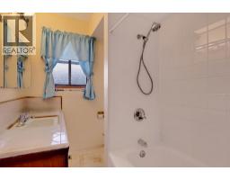 1110 Cottonwood Avenue, Coquitlam, BC V3J2T3 Photo 28