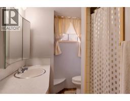 1110 Cottonwood Avenue, Coquitlam, BC V3J2T3 Photo 34