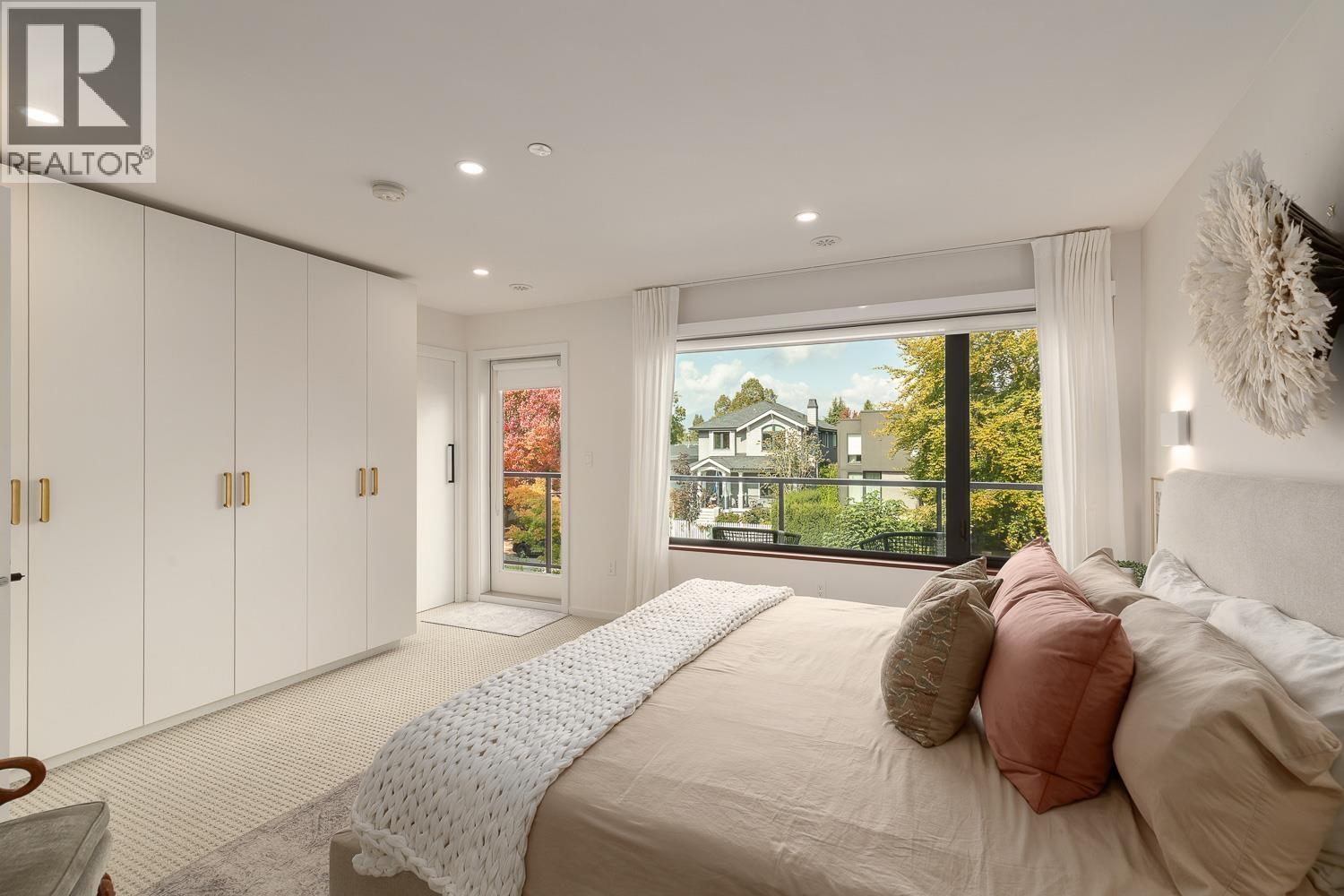 520 E 30TH AVENUE, Vancouver