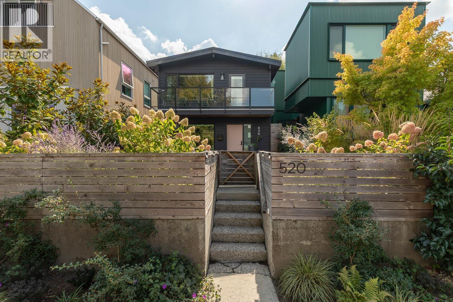 520 E 30TH AVENUE, Vancouver