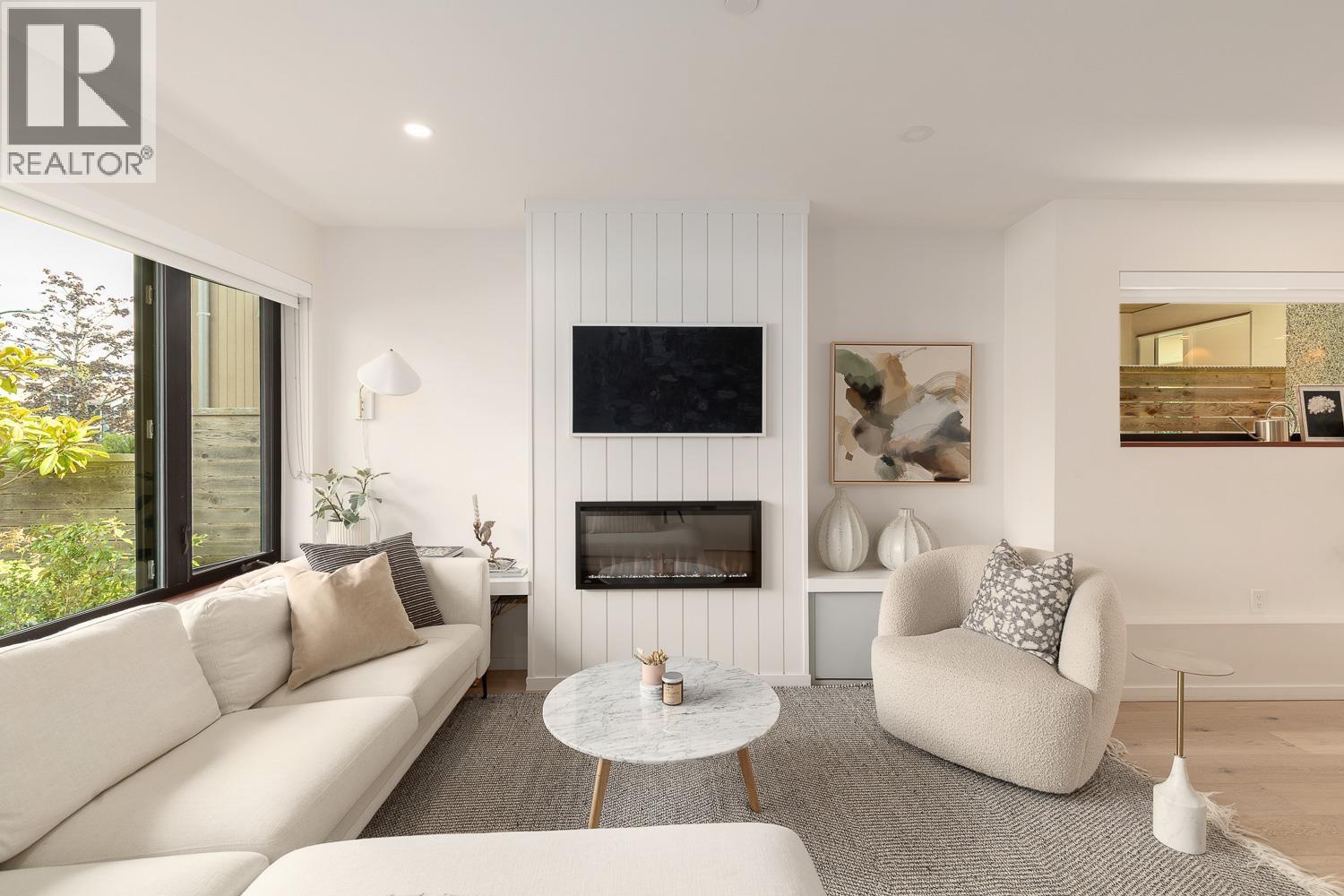 520 E 30TH AVENUE, Vancouver