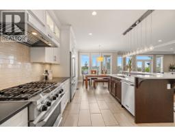 1712 Nanaimo Street, New Westminster, BC V3M2G6 Photo 10
