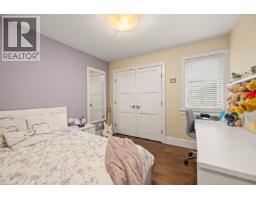 1712 Nanaimo Street, New Westminster, BC V3M2G6 Photo 21