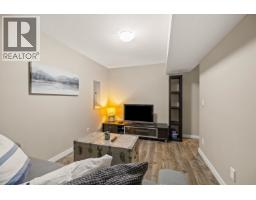 1712 Nanaimo Street, New Westminster, BC V3M2G6 Photo 26