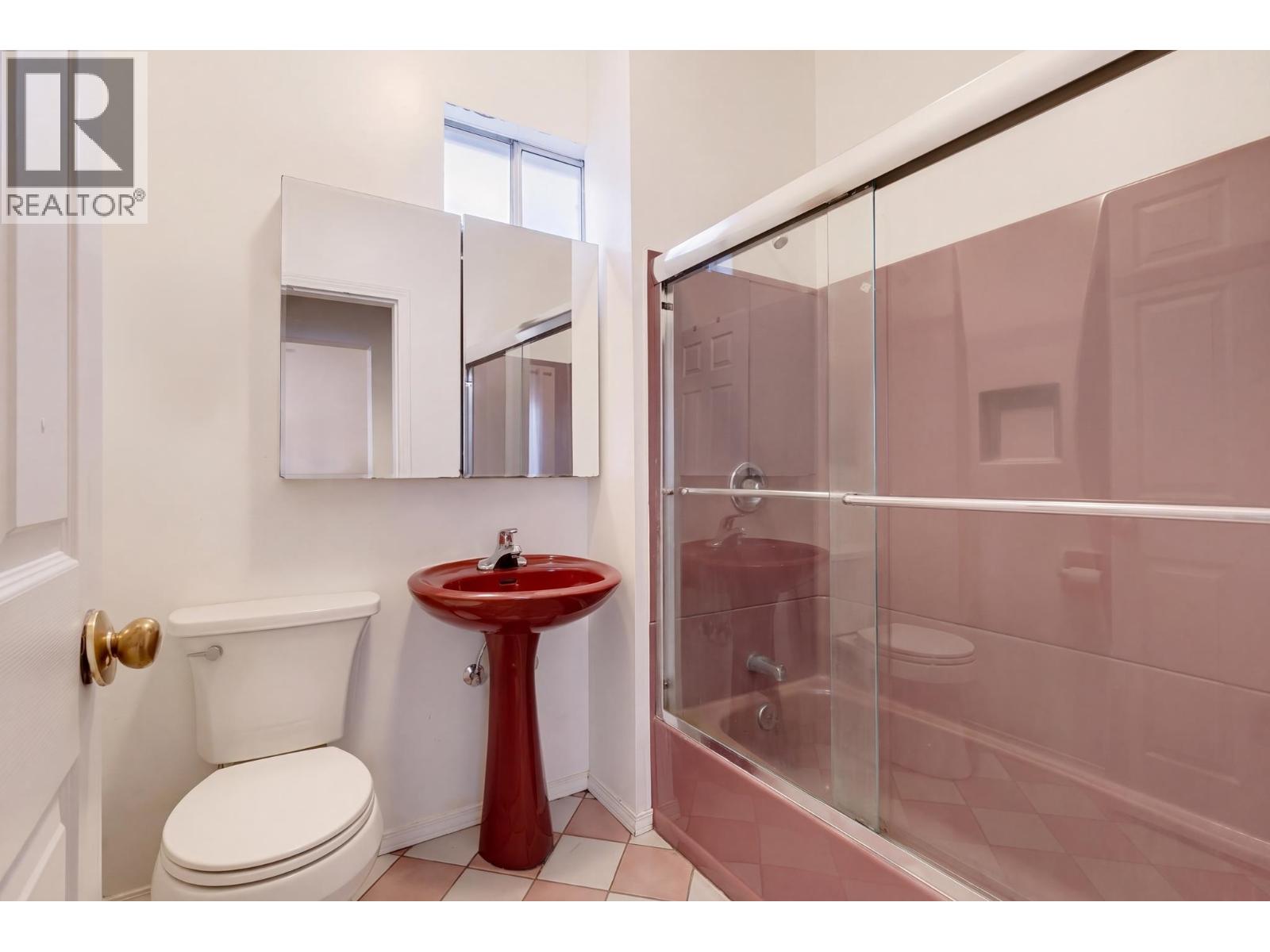 441 E 28TH AVENUE, Vancouver
