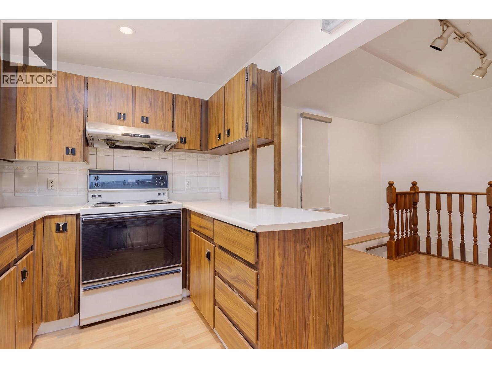 441 E 28TH AVENUE, Vancouver