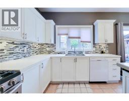 214 Cloverleaf Drive, Ancaster, ON L9K1T4 Photo 24