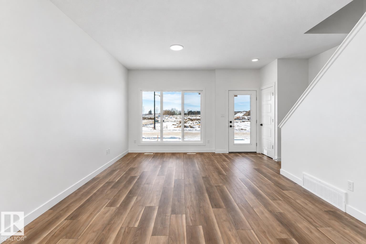 2020 211 ST NW - 12