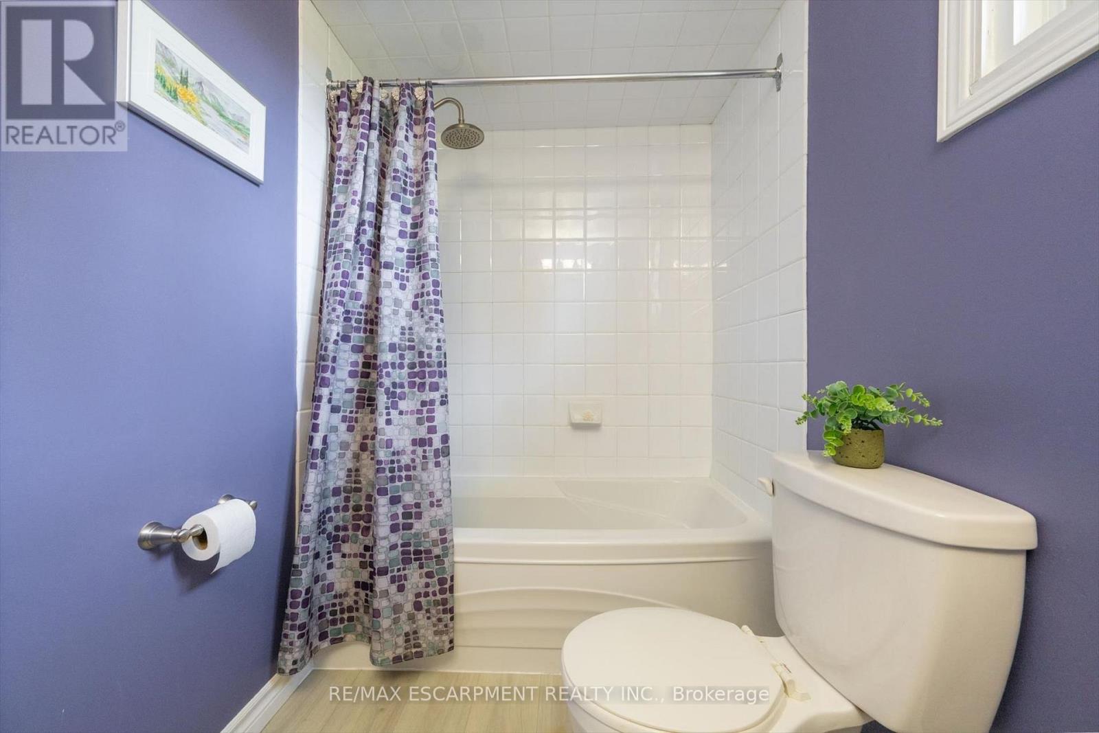 2203 ROBIN DRIVE - Image 24