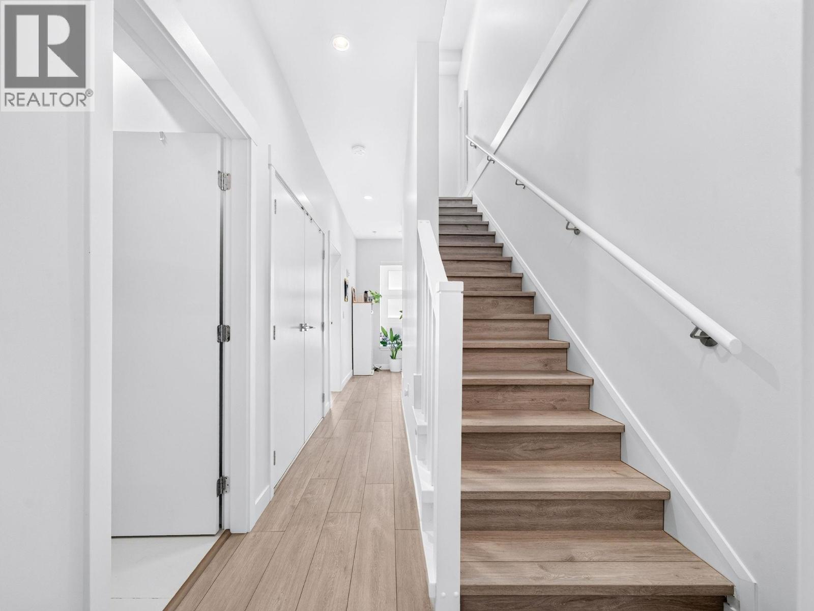18 3490 MT SEYMOUR PARKWAY, North Vancouver