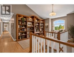 5pc Bathroom - 4 Norris Coulee Loop, De Winton, AB T0L0X0 Photo 15