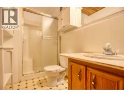 113 Wesco Road, Ymir, BC V0G2K0 Photo 21