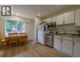 2257/2259 Valleyview Drive, Kamloops, BC V2C4C8 Photo 15