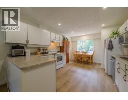 2257/2259 Valleyview Drive, Kamloops, BC V2C4C8 Photo 14
