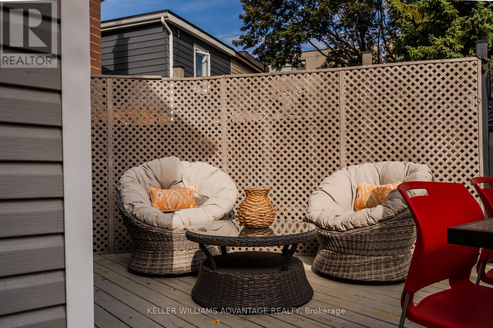 5 HEMLOCK AVENUE - 33