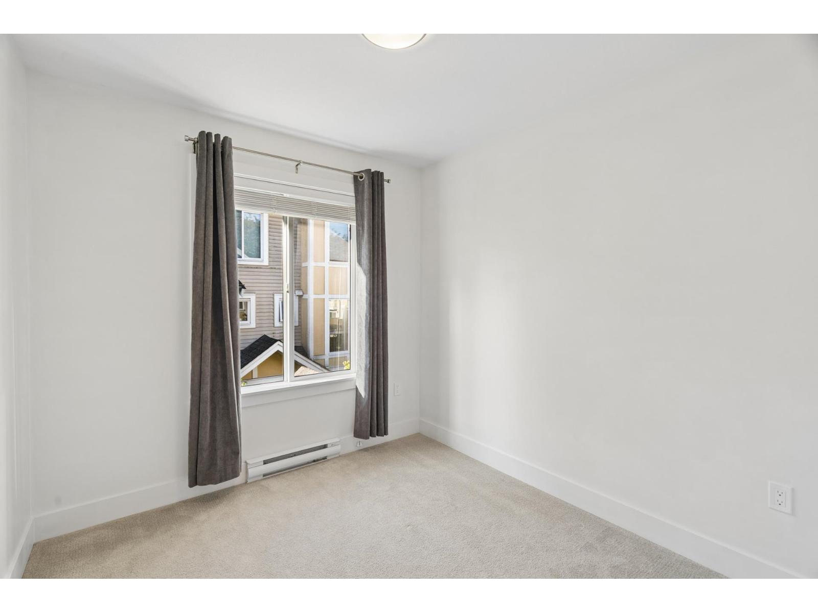 40 9718 161A STREET, Surrey
