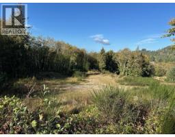 5586 Tanner Ave, Powell River, BC L0L0L0 Photo 13