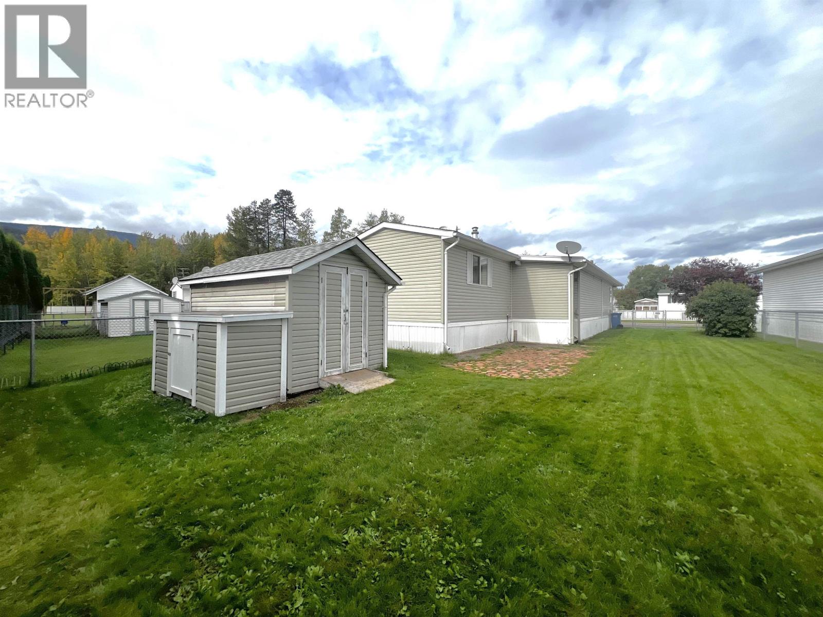 #3 3278 THIRD AVENUE - 15