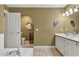 96 15500 Rosemary Heights Crescent, Surrey, BC V3Z0K1 Photo 26