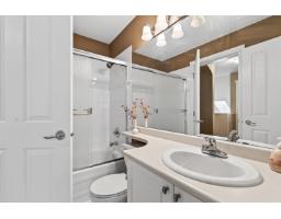 96 15500 Rosemary Heights Crescent, Surrey, BC V3Z0K1 Photo 30
