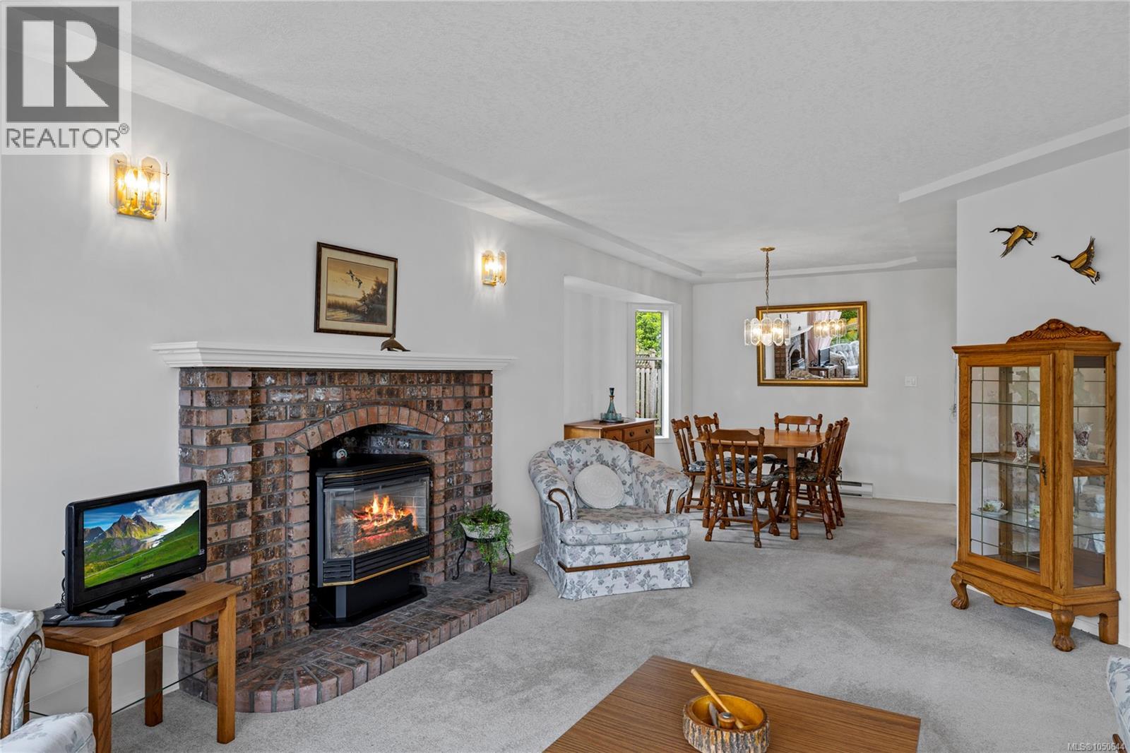 464 Quatsino Road, Qualicum Beach, British Columbia, V9K1B5, Qualicum Beach, British Columbia — photo 4 of 5