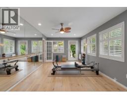 464 Quatsino Rd, Qualicum Beach, BC V9K1B5 Photo 16