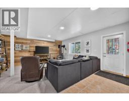 8427 Grainger Road, Canal Flats, BC V0B1B0 Photo 45