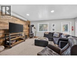 8427 Grainger Road, Canal Flats, BC V0B1B0 Photo 46