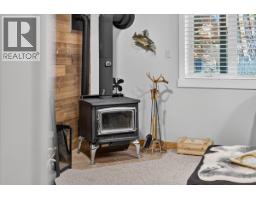 8427 Grainger Road, Canal Flats, BC V0B1B0 Photo 47