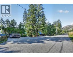 8427 Grainger Road, Canal Flats, BC V0B1B0 Photo 72